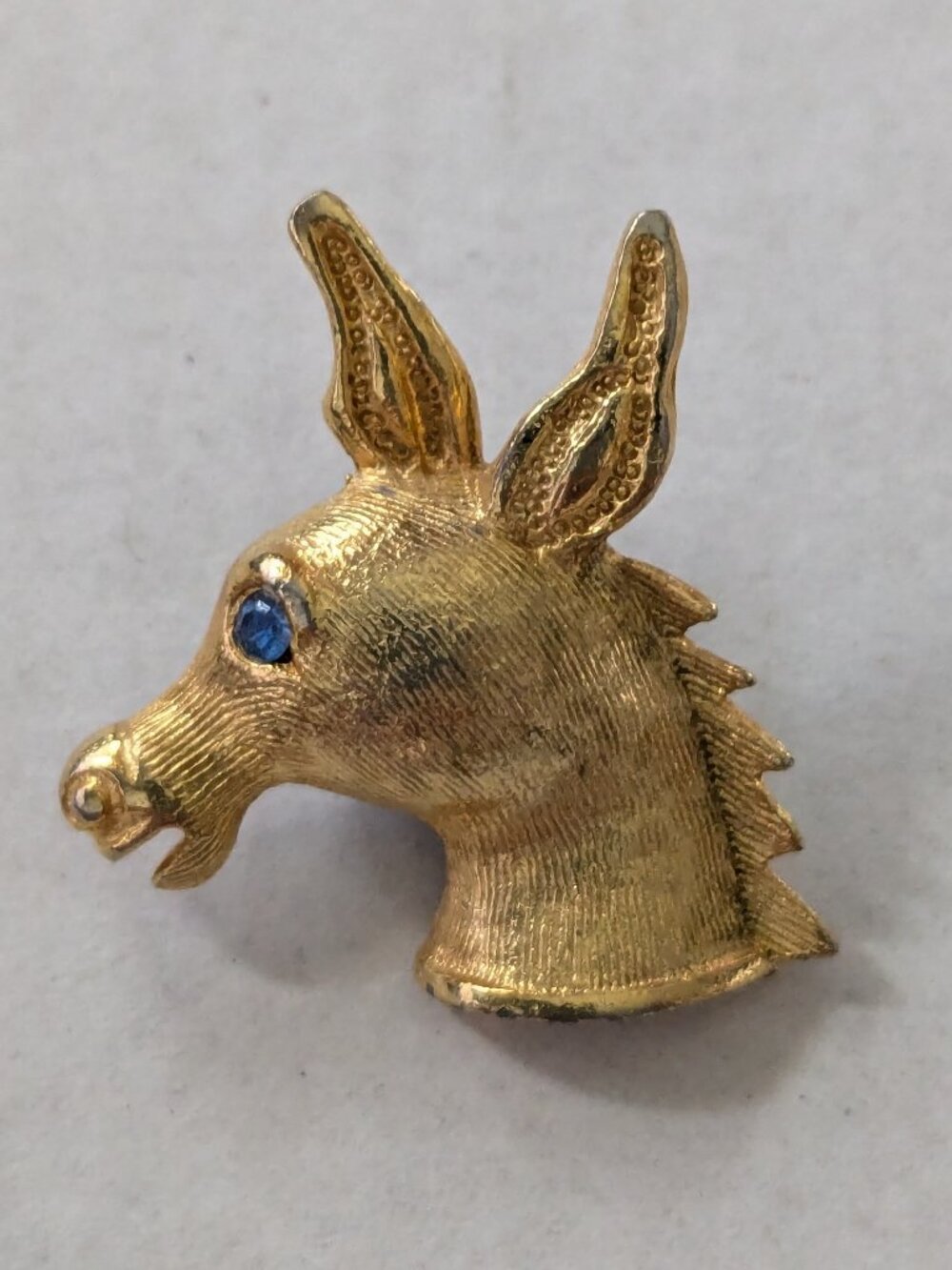Vintage Blue Sapphire Colored Eye Donkey Head Gold Tone Tac Lapel Pin